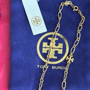 Tory Burch Gold Link Necklace with Logo Pendant, BNWT does not come with pouch!